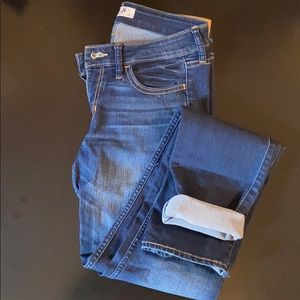 Hollister jeans in great condition!